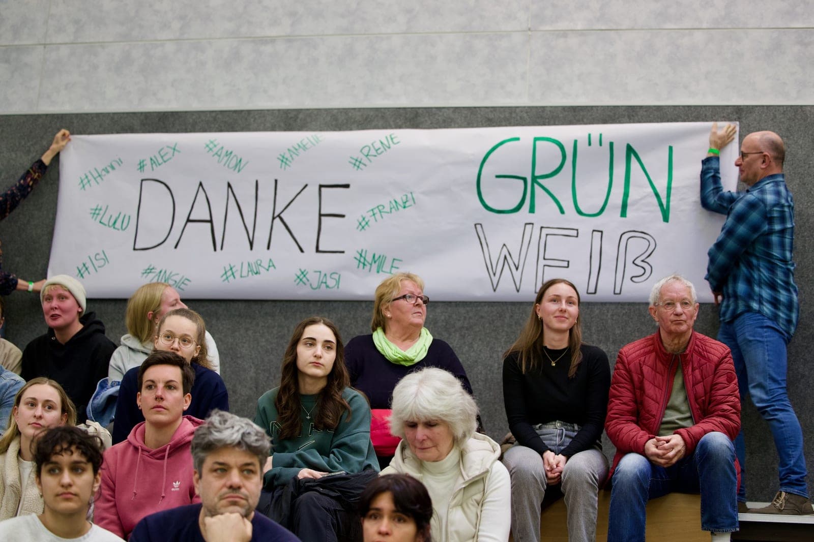 Damen 1 (DANKE): Bilder sagen mehr als tausend Worte…, Bild 16